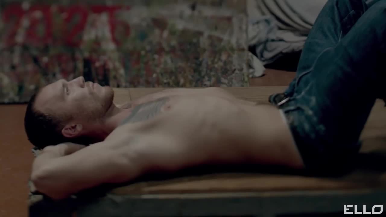 Скачать Сати Казанова & Батишта - Чувство Лёгкости Клип Бесплатно